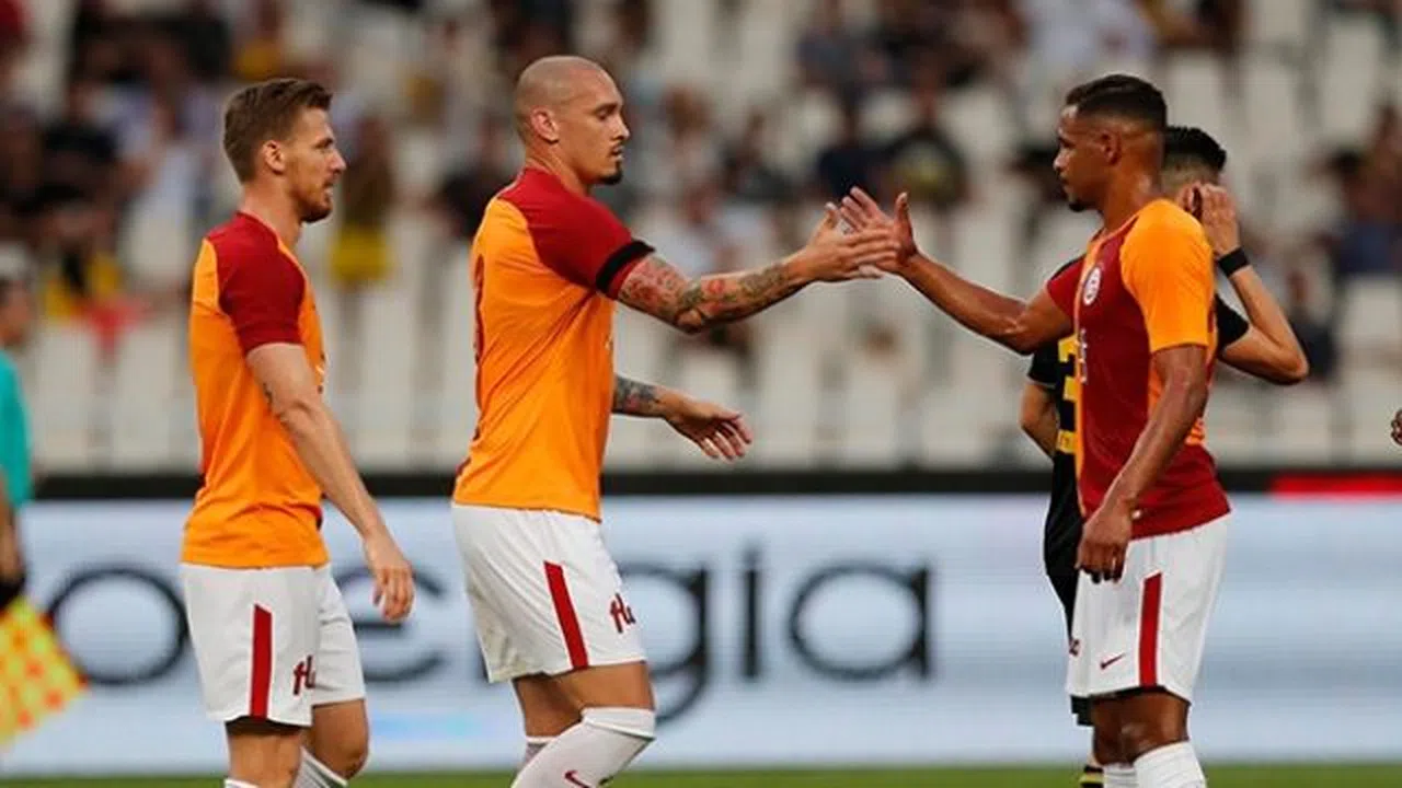 Maicon yeniden Terim'in gözüne girdi