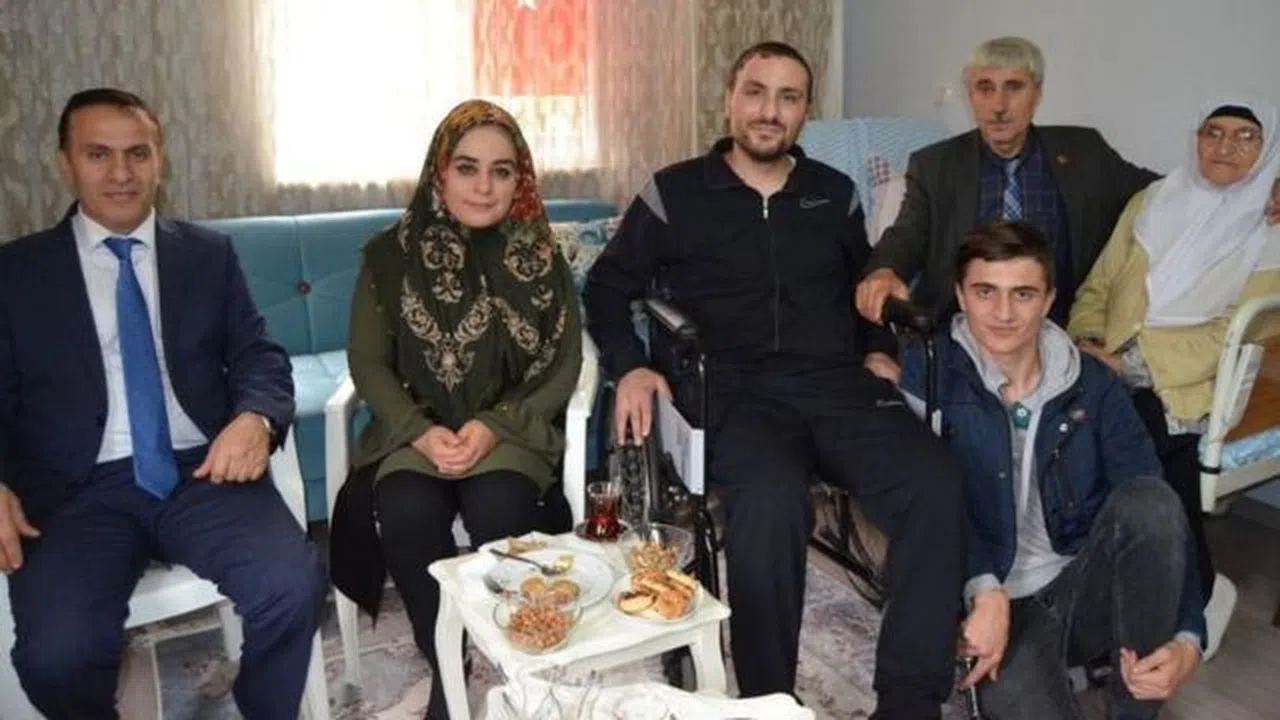 8 Silah Arkadaşı Şehit Olan Uzman Çavuş Yaşadığı O Anları Anlattı