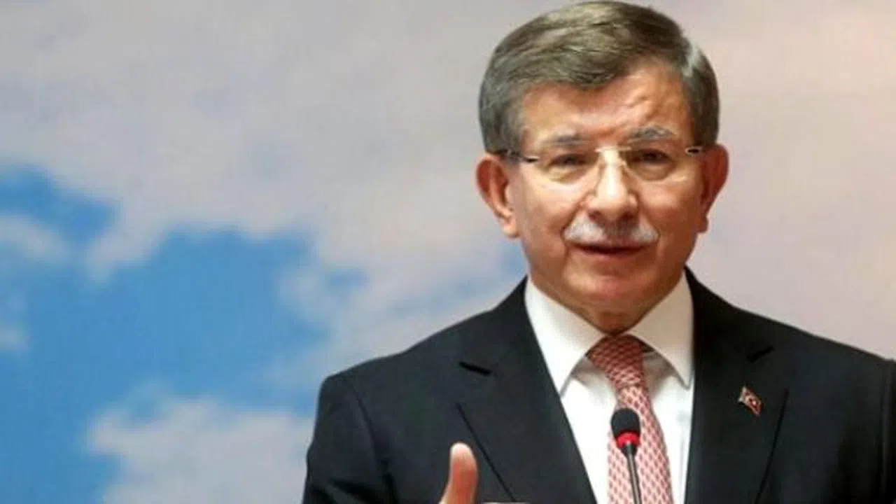 Ahmet Davutoğlu'nun listesi belli