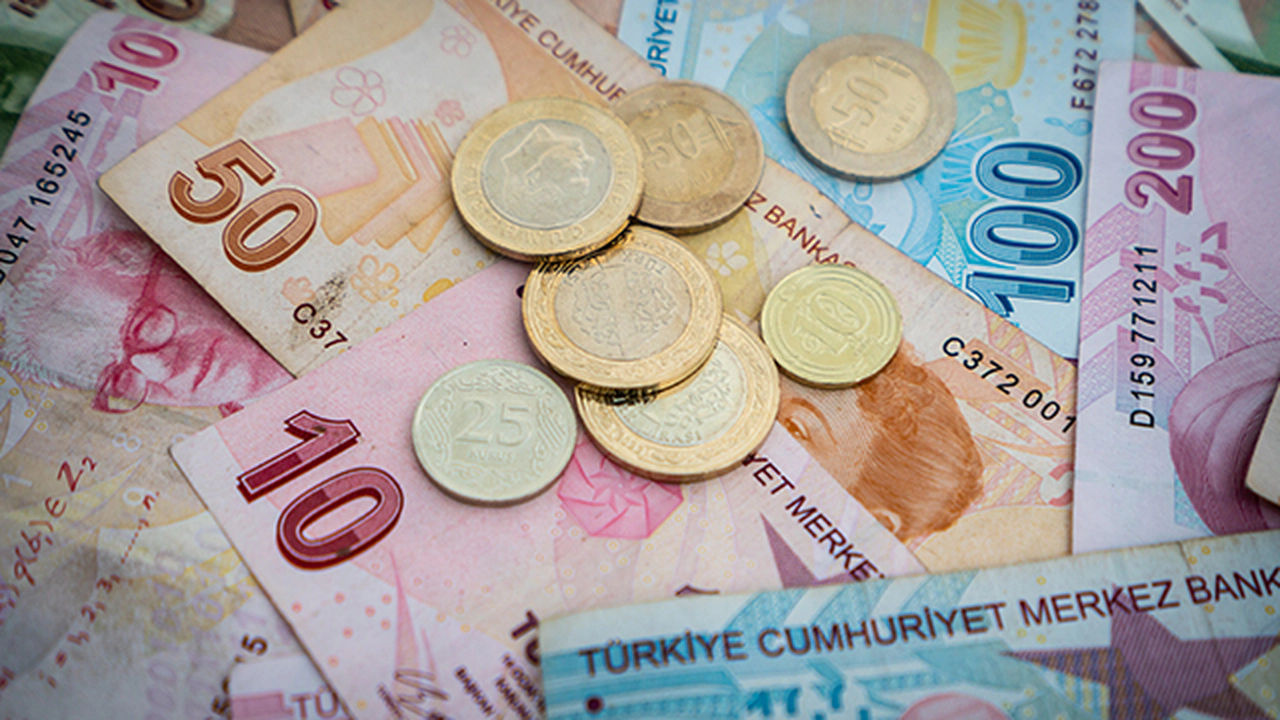 Türkiye'de Döviz Kurlarındaki Son Değişimler ve Analizler
