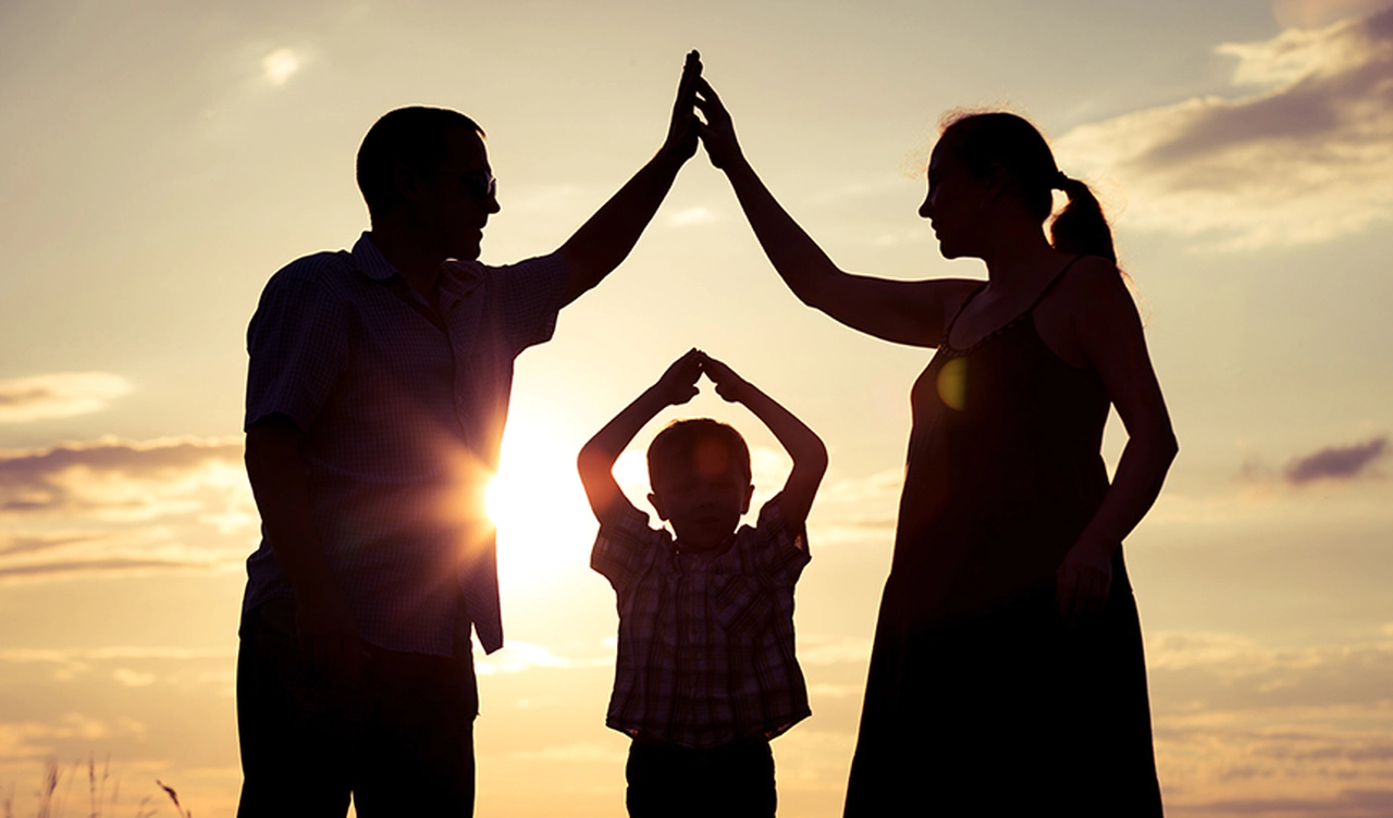 Yıldızların Rehberliğinde Aile Bağları ve İlişkiler