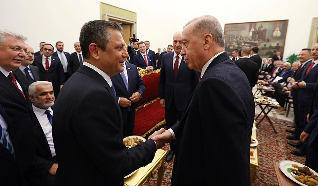 23 Nisan Resepsiyonu'nda Buluştular