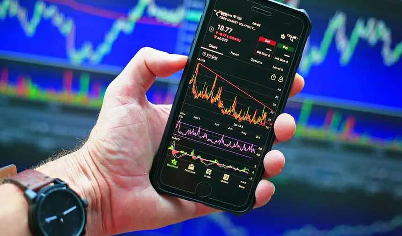 BIST 100'de Yükselişe Geçen Hisseler