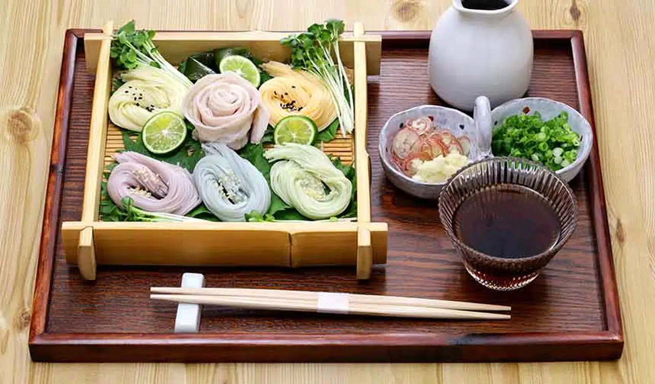 Japon Mutfağının İkonik Lezzetleri, Ramen, Sushi ve Bento