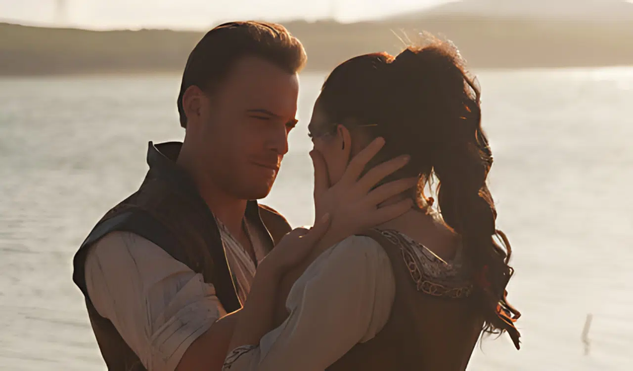 Kerem Bürsin ve Melis Sezen'li Şımarık Filmi