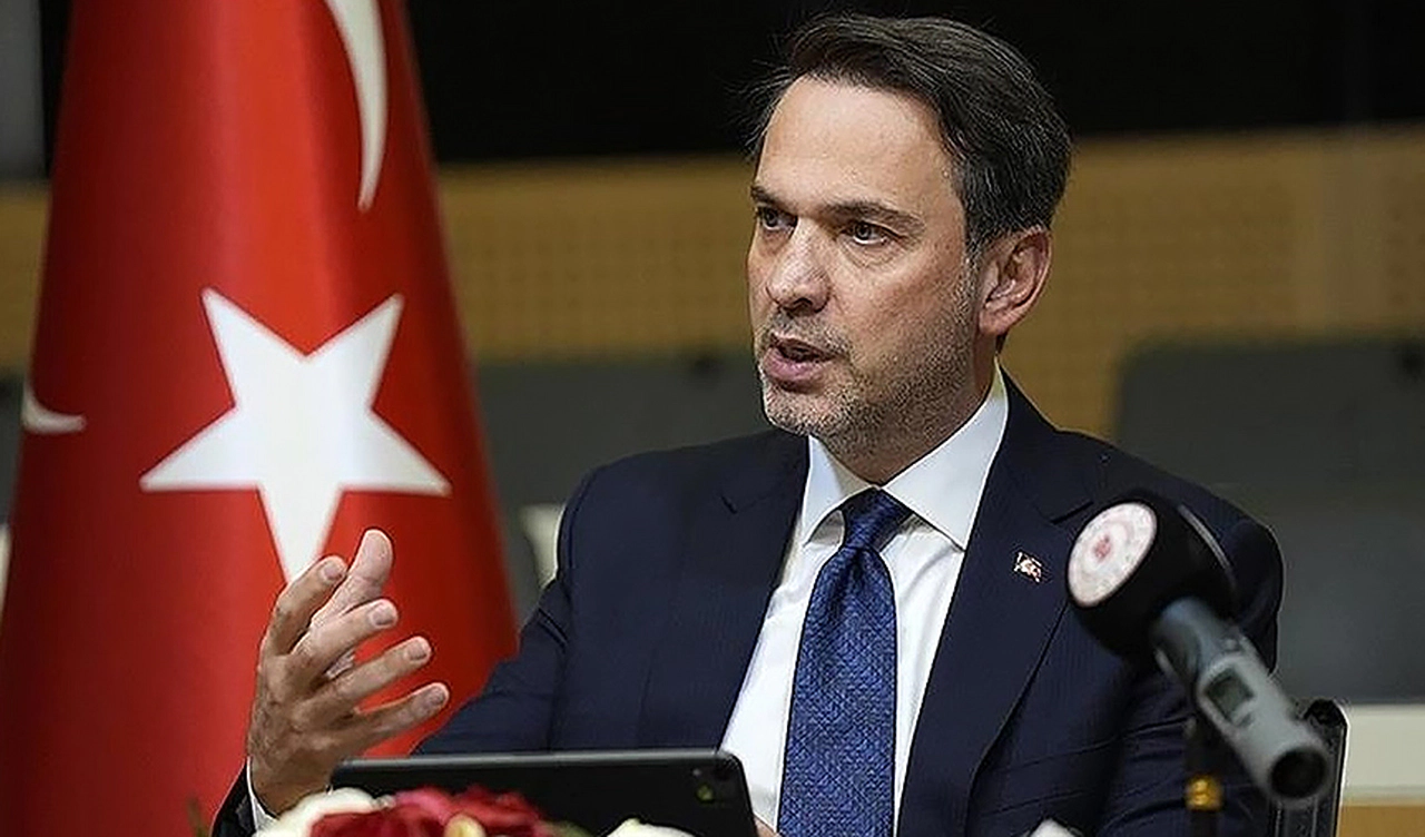 Bakan Bayraktar: "Yaptırımlar Rusya'yı Değil, Türkiye'yi Hedef Alıyor"