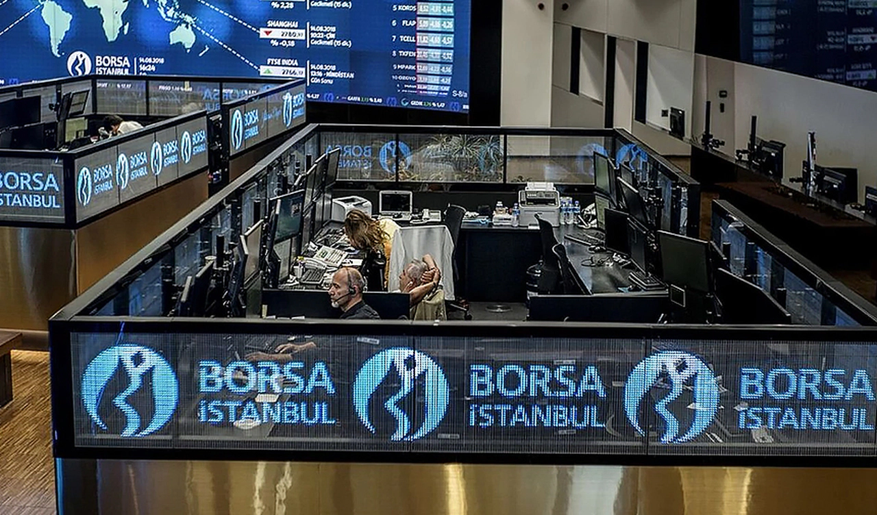 Kasım Ayında Yatırımcıya Kazandıran BIST 100 Oldu