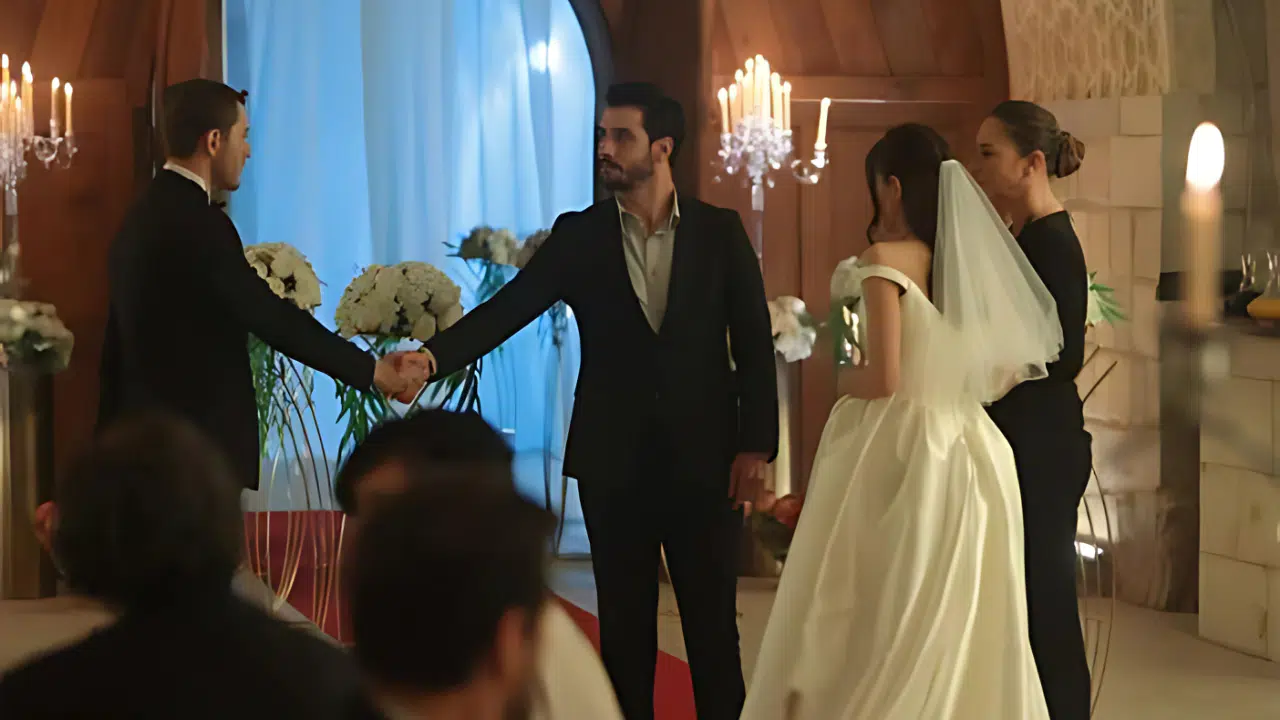 Siyah Kalp’te Nuh’un Gelişi Her Şeyi Altüst Etti