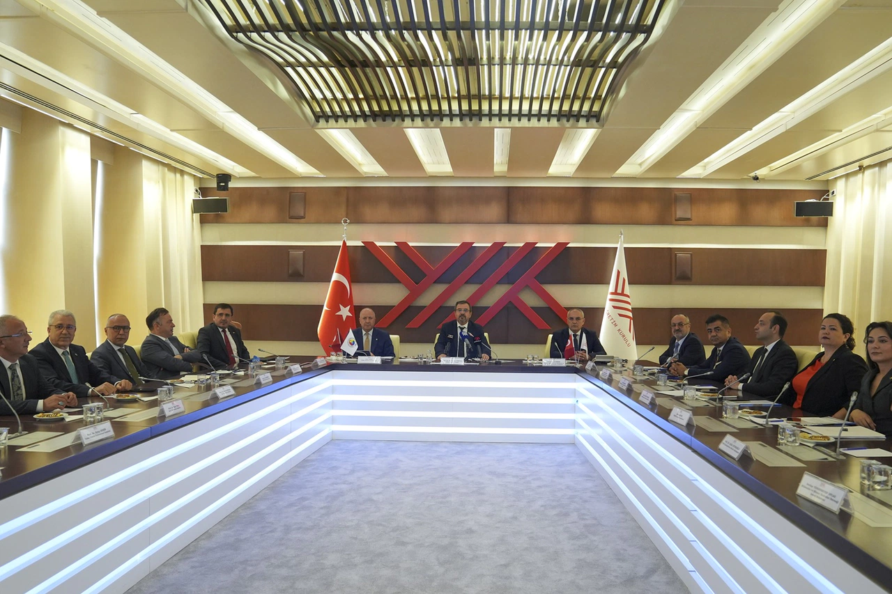 TOBB, YÖK ve ISKAV’tan öğrencilere burslu istihdam projesi