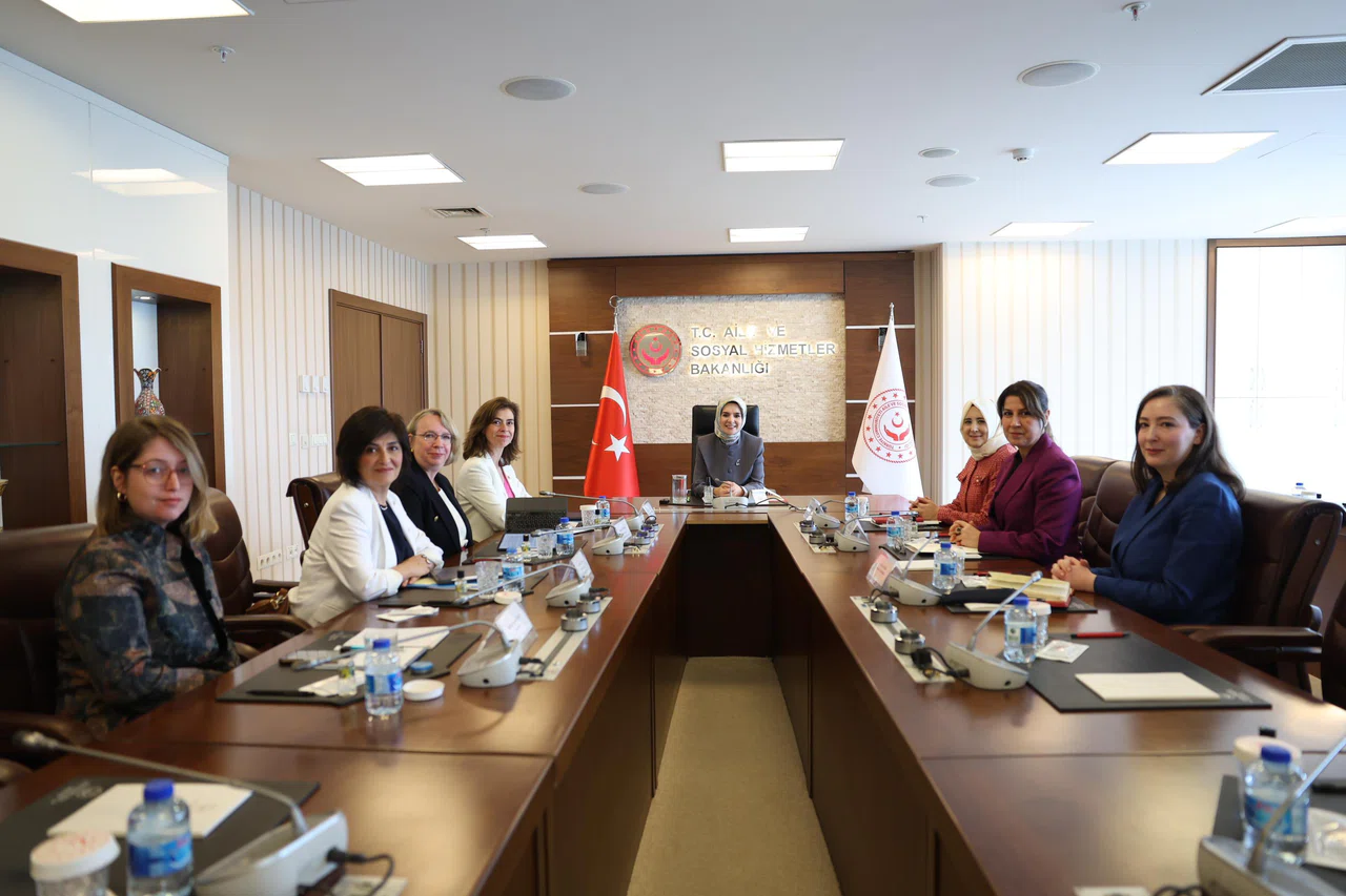 Bakan Göktaş, BM yetkilileriyle kadın odaklı projeleri değerlendirdi