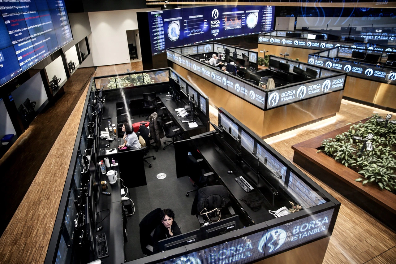 Borsa İstanbul’da sınırlı kayıpla açılış