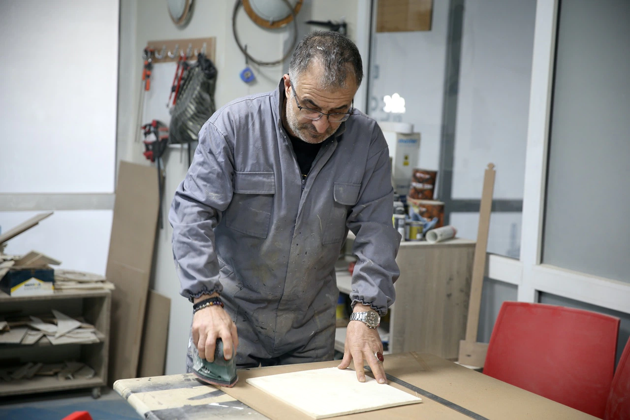 Erzurumlu usta 15 yılda bine yakın naht eseri üretti