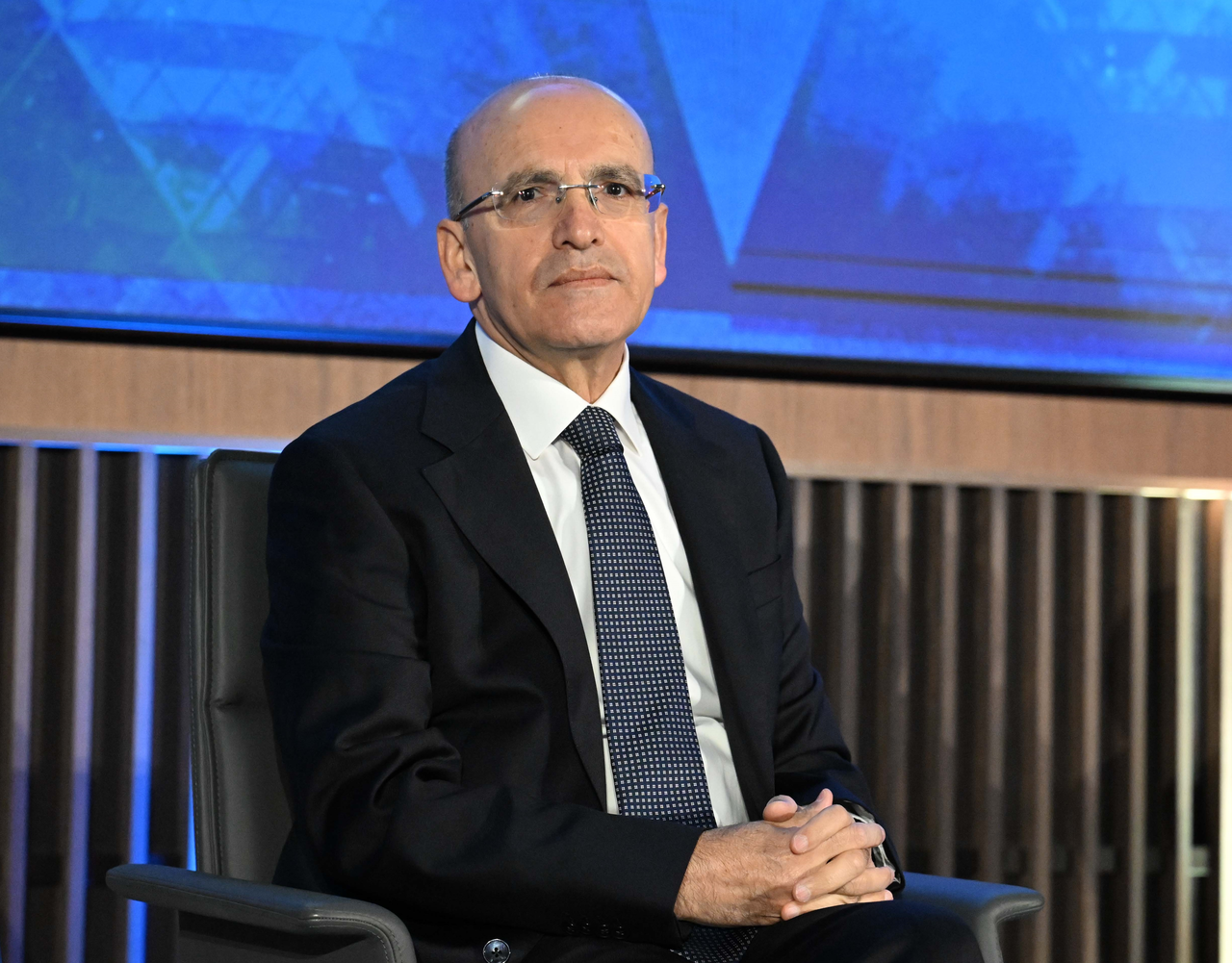 Şimşek: Rezervler artıyor, yatırımcı güveni yükseliyor