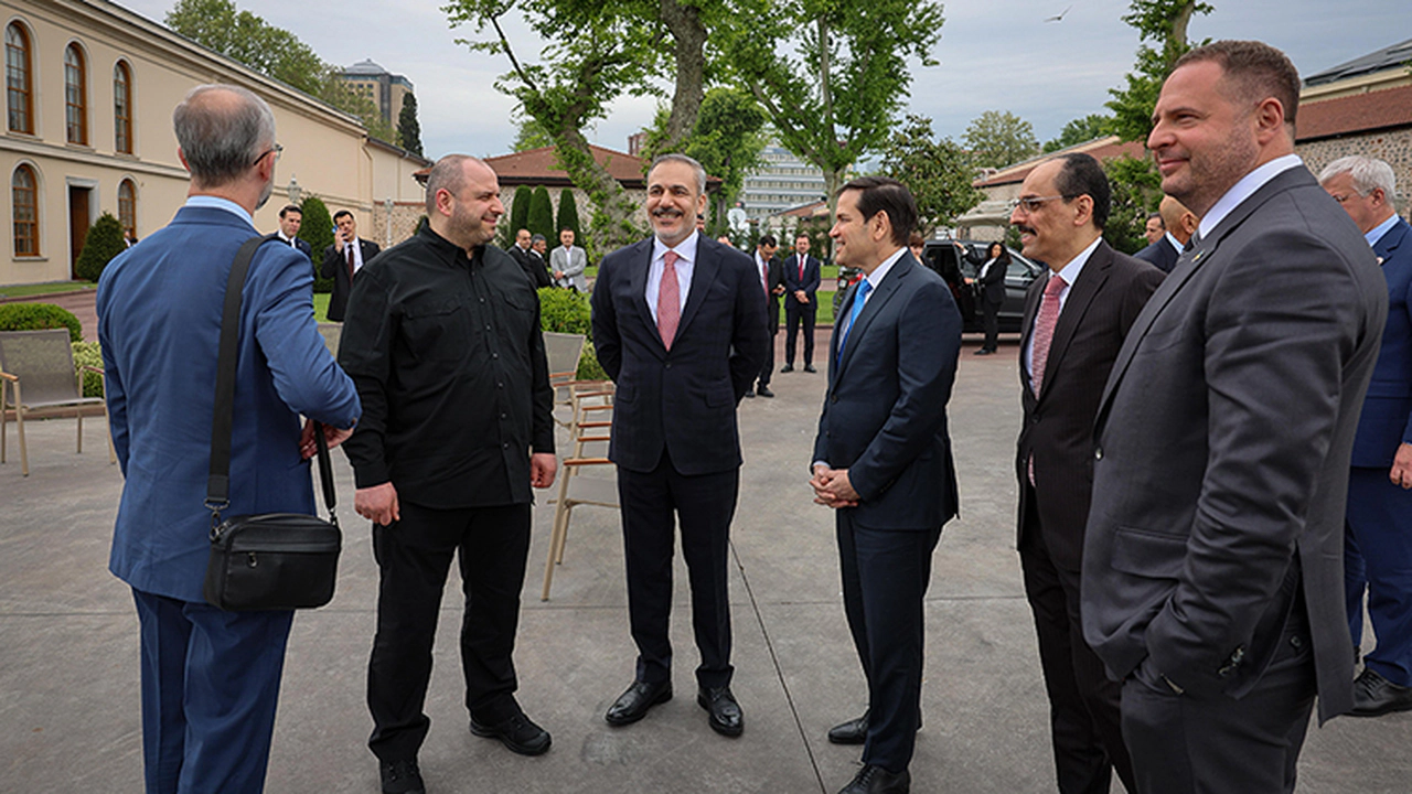 Türkiye-ABD-Ukrayna üçlü zirvesi İstanbul'da tamamlandı