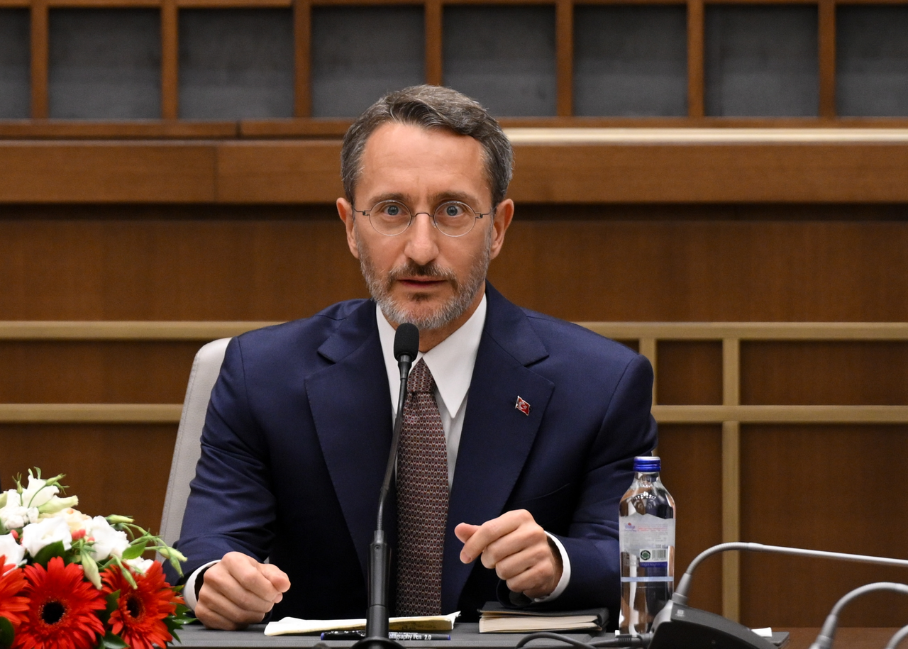 Burhanettin Duran, İletişim Başkanlığı görevini devraldı