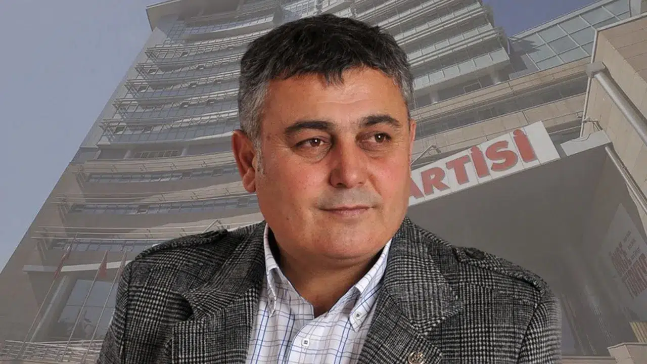 CHP'den İstifa Eden Aksu Belediye Başkanı İsa Yıldırım, AK Parti'ye Geçmeyi Planlıyor