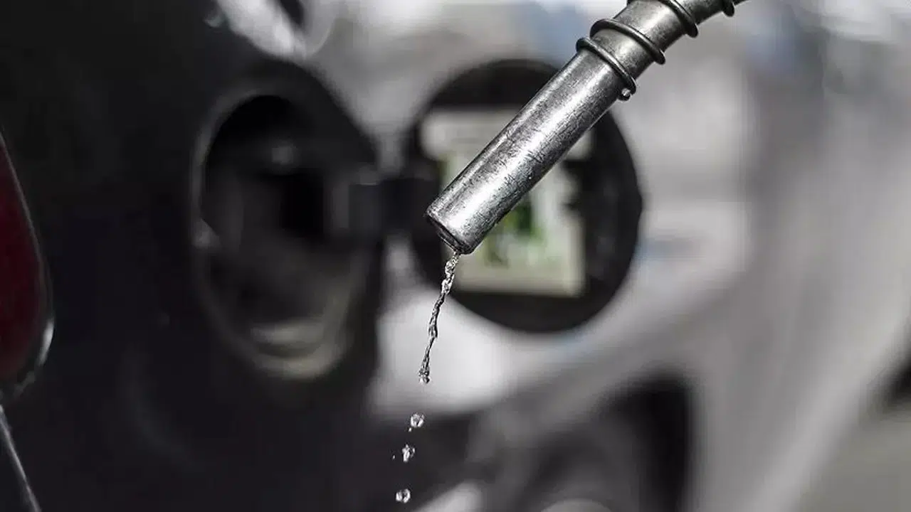 9 Ekim 2025 Akaryakıt Fiyatları: Benzin ve Motorin Ne Kadar?