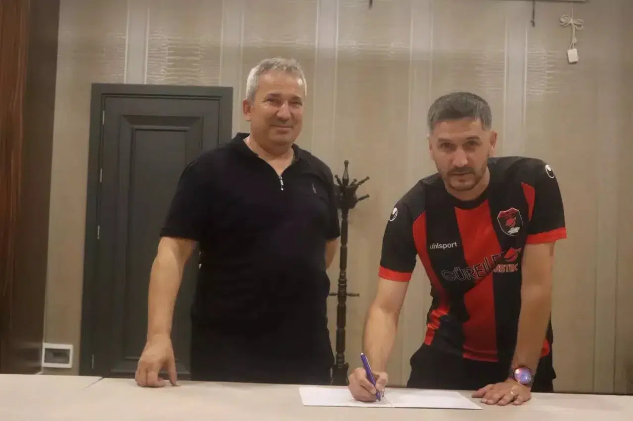 Denizli İdmanyurdu'ndan Bilal Şeflek Açıklaması: Anjiyo Oldu