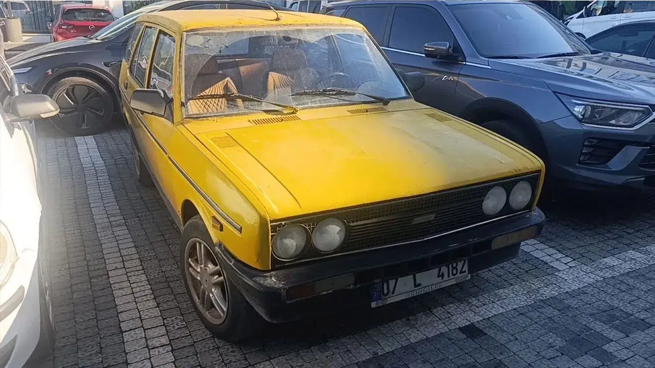 Antalya'da 1984 Model Tofaş Kartal 100 Bin Liradan Satışa Sunuldu