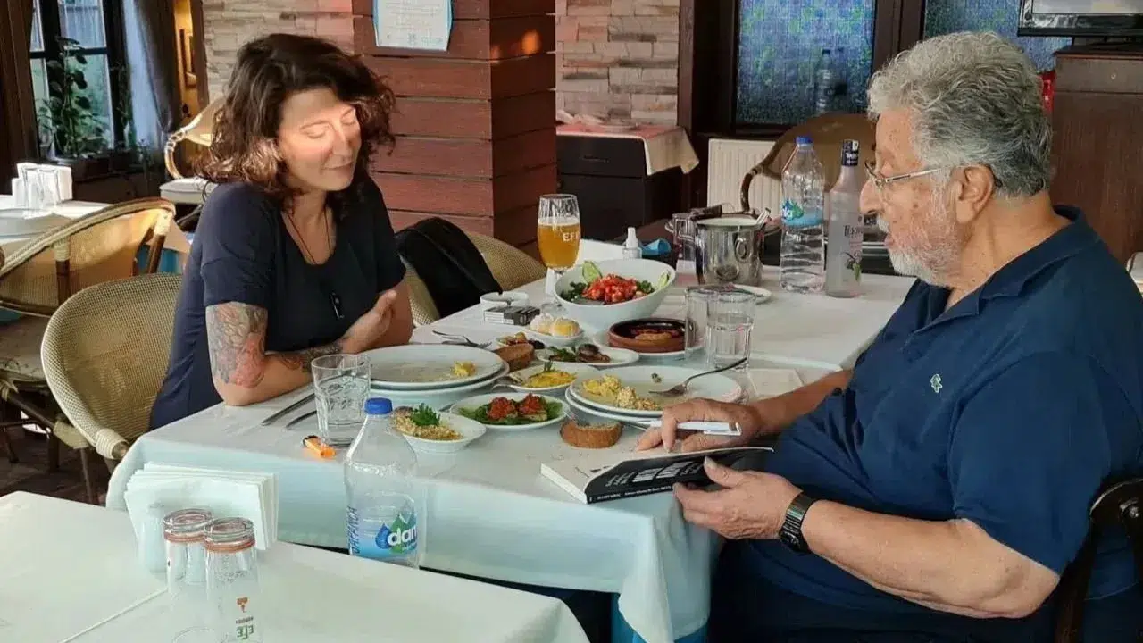 Duygu Nebioğlu'ndan Metin Akpınar Hakkında Dikkat Çeken Açıklama