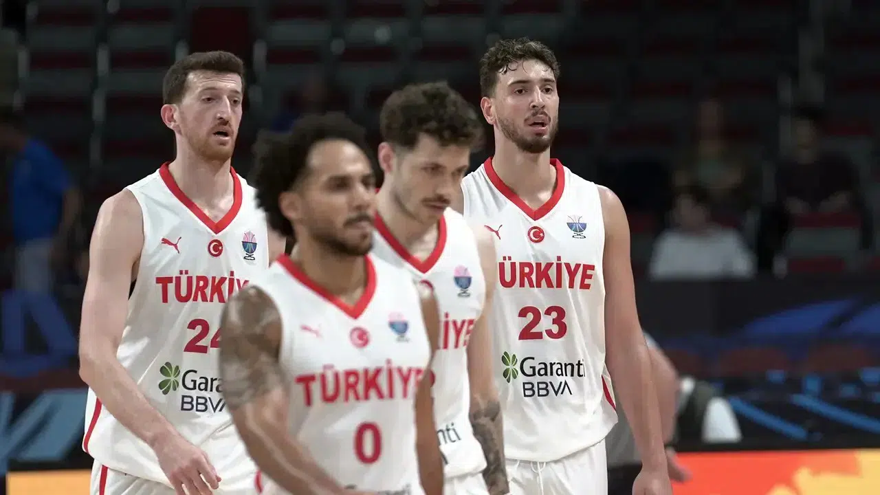 Dünya Kupası Elemeleri'nde Mücadele Edecek A Milli Erkek Basketbol Takımı'nın Aday Kadrosu Açıklandı