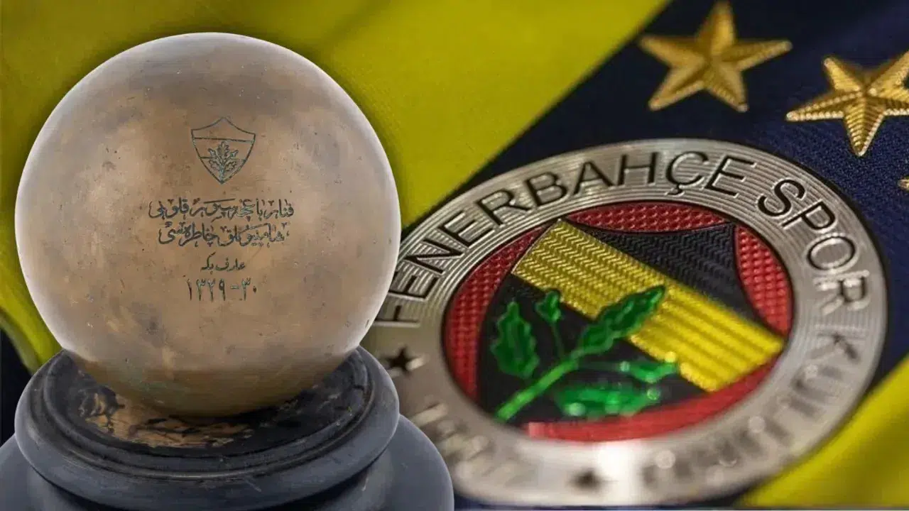 Fenerbahçe'nin İlk Şampiyonluk Kupası Hatırası Açık Artırmaya Sunuluyor