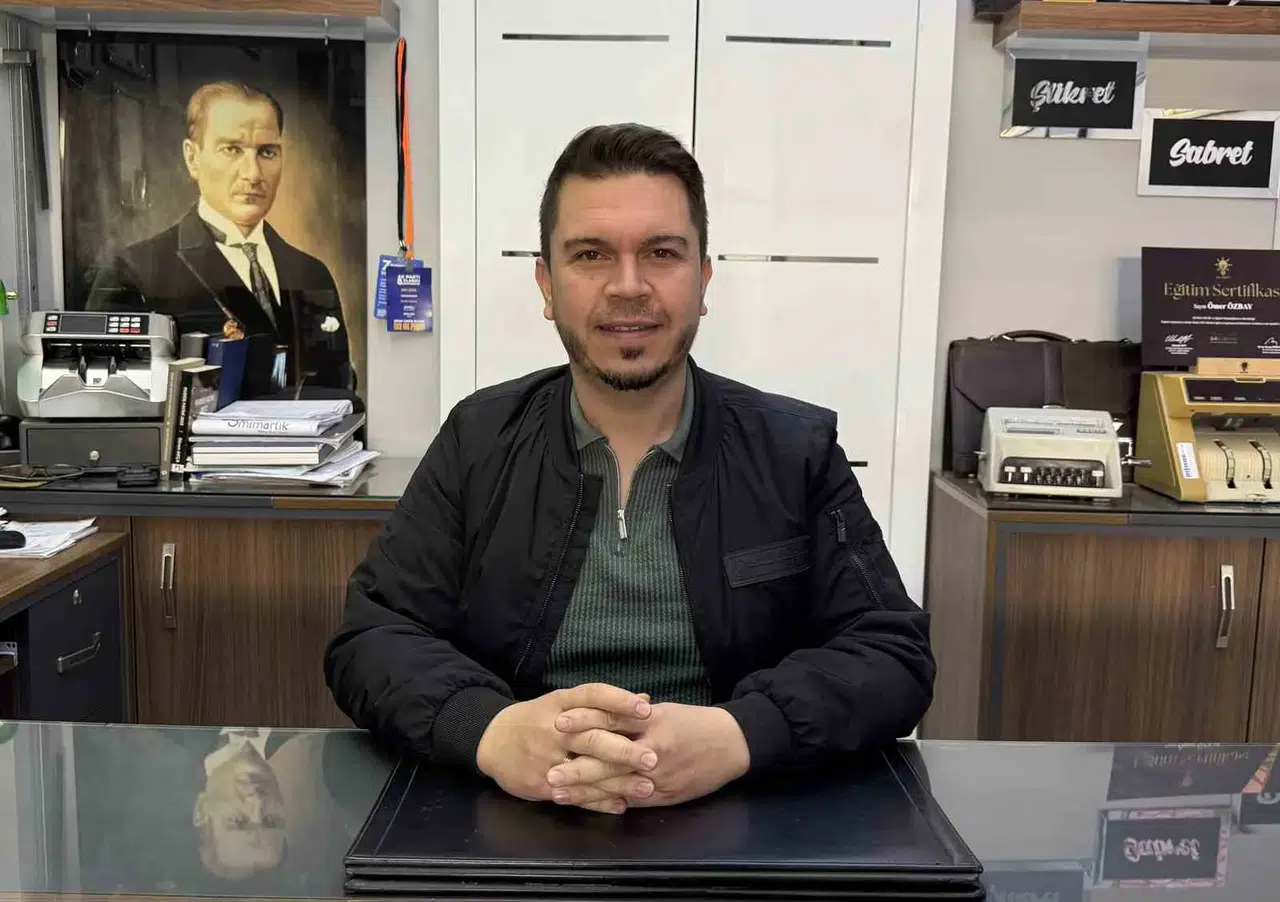 Başkan Özbay'dan CHP'li Buldan Belediyesi Eleştirisi