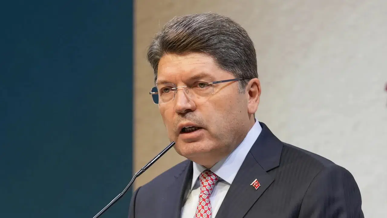 Bakan Tunç'tan Selahattin Demirtaş Hakkında Açıklama