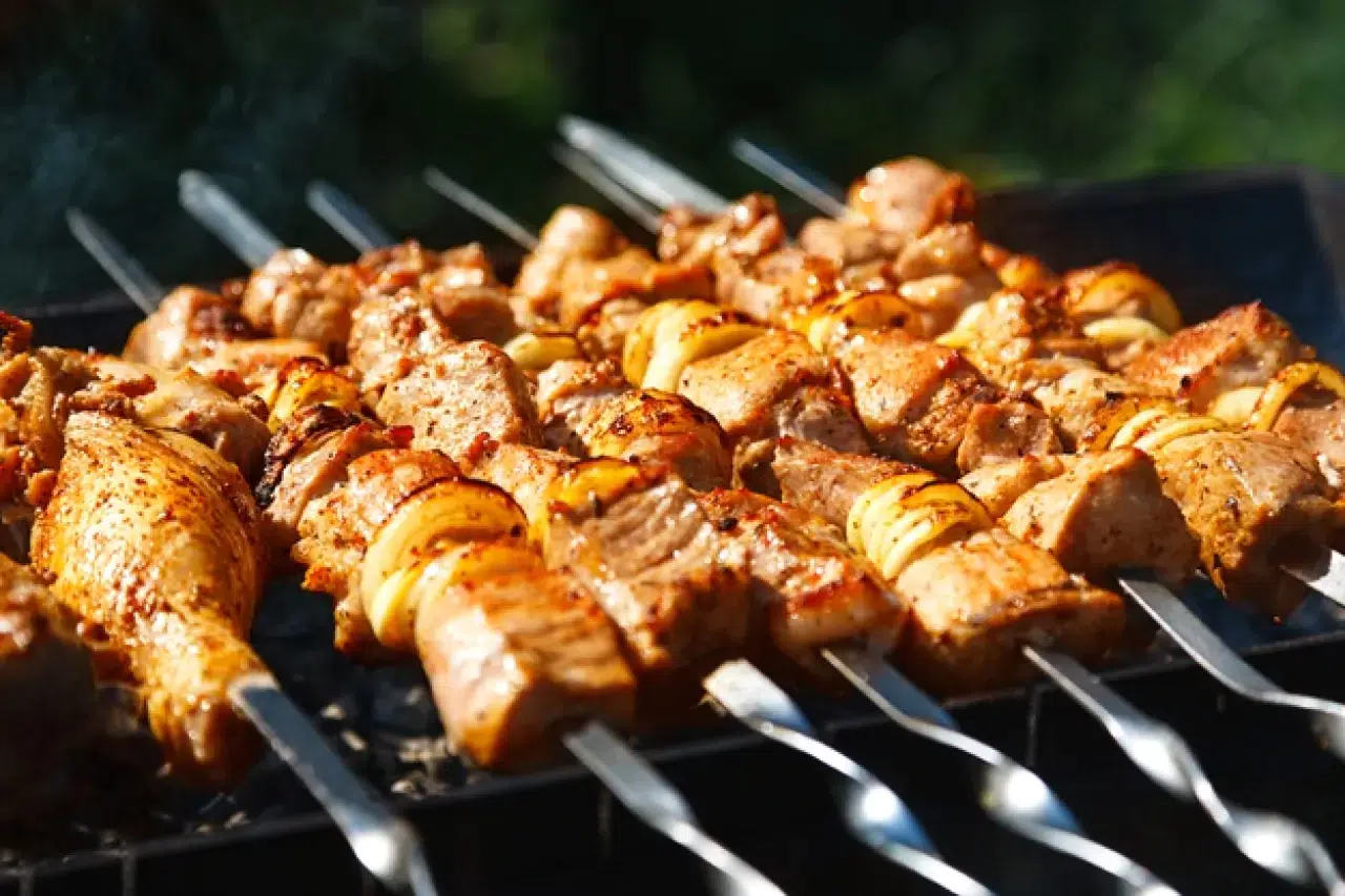 Şef Gibi Et Pişirmenin Püf Noktaları: Evde Lokanta Lezzeti Mümkün!