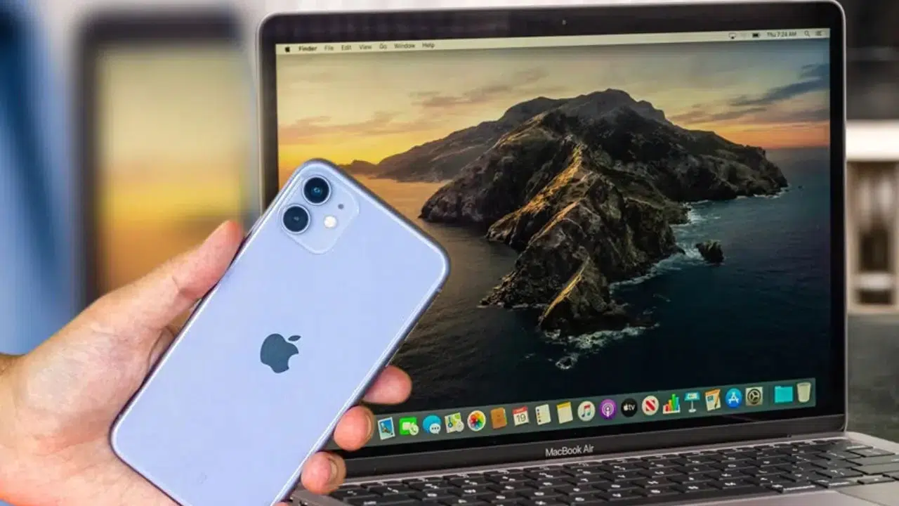 Öğrencilere Vergisiz Telefon ve Bilgisayar İçin Kanun Teklifi Mecliste: iPhone ve Samsung Fiyatları Yarıya Düşüyor