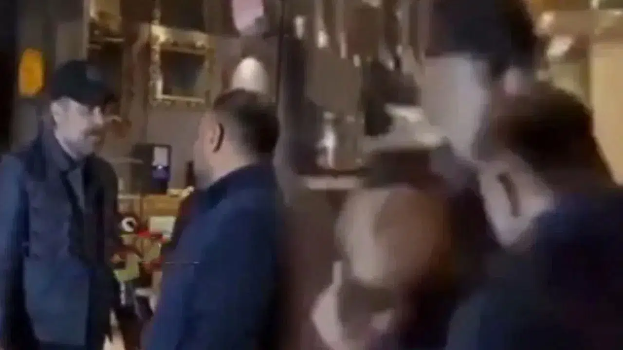 Nejat İşler ve Magazin Muhabiri Arasındaki Tartışma Gündem Oldu
