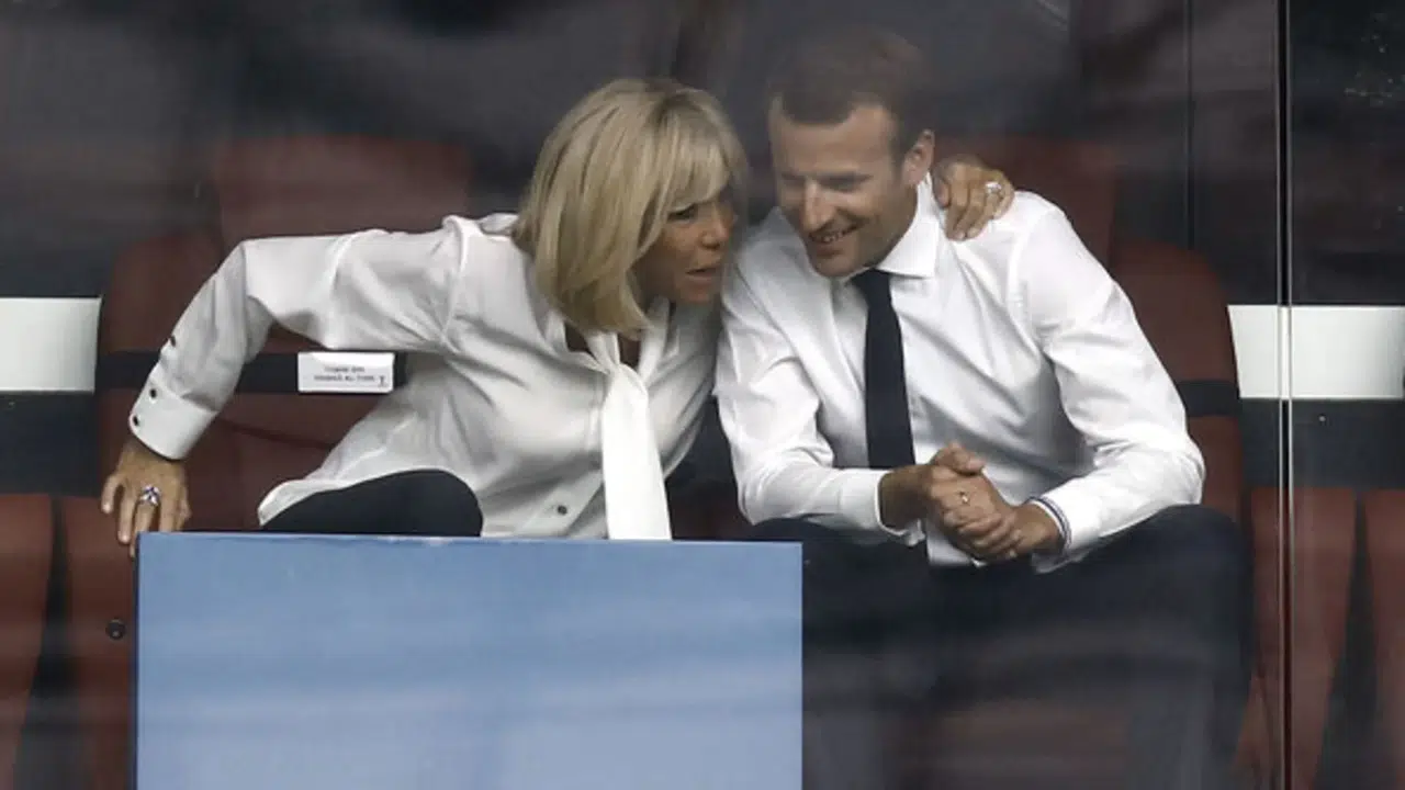 Brigitte Macron'un Cinsiyeti Üzerine İddialar ve First Lady'ler Hakkında Komplo Teorileri