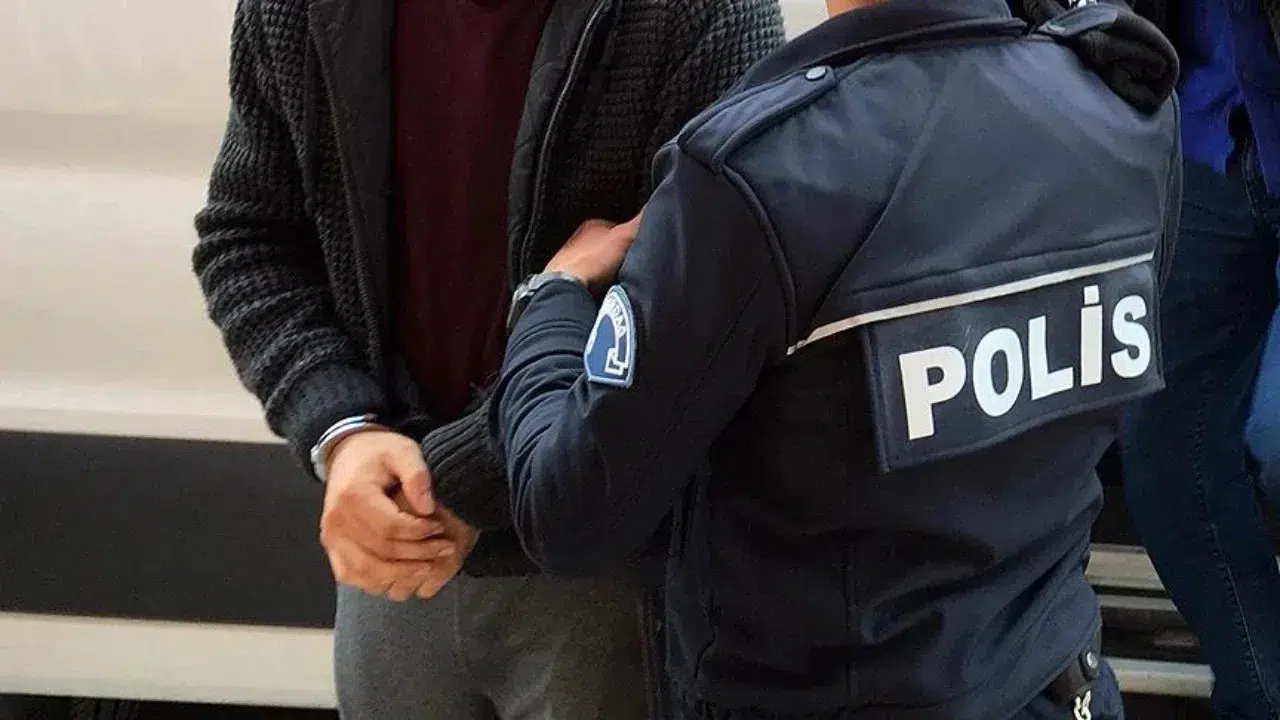 Adana'da FETÖ Üyesi İhraç Astsubay Yakalandı