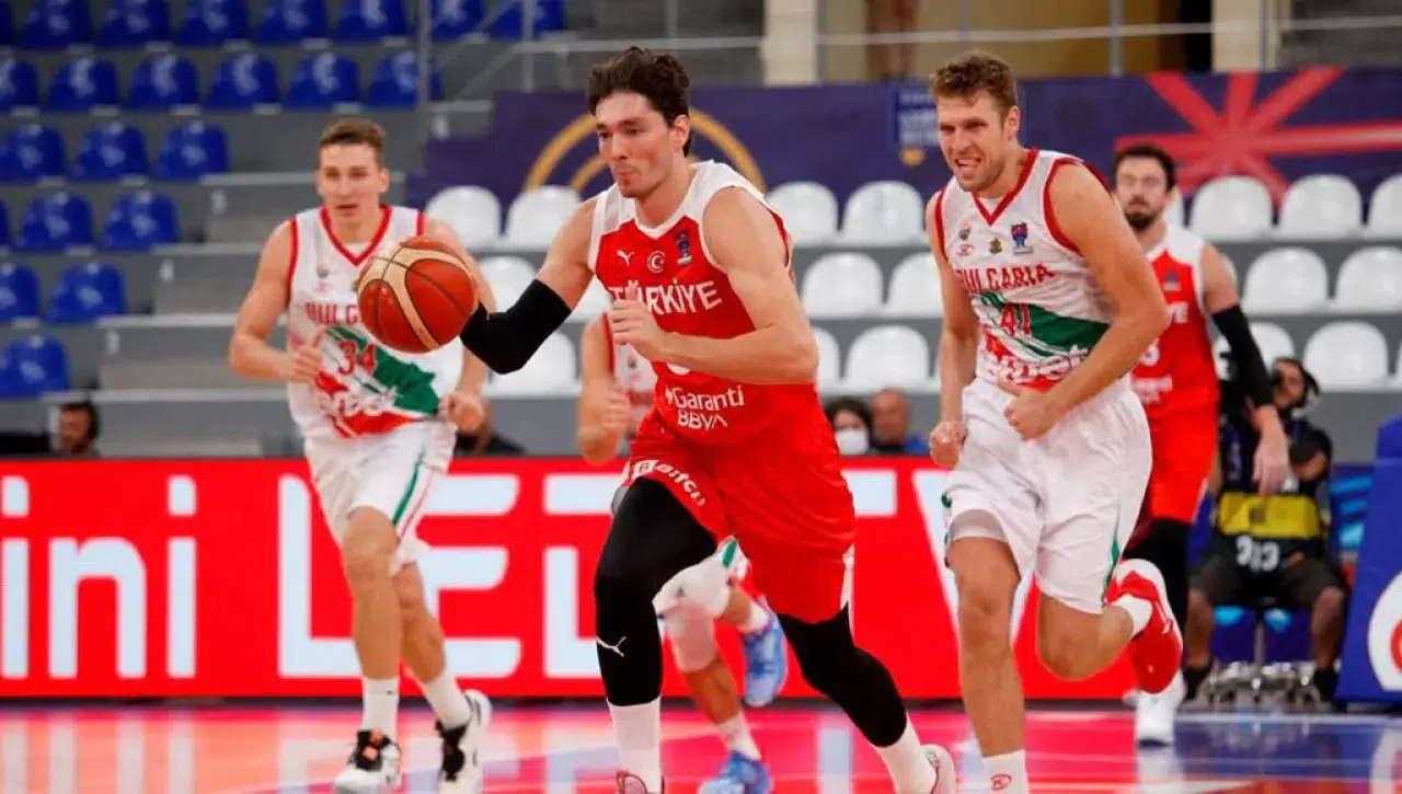 12 Dev Adam EuroBasket’te Tarih Yazdı