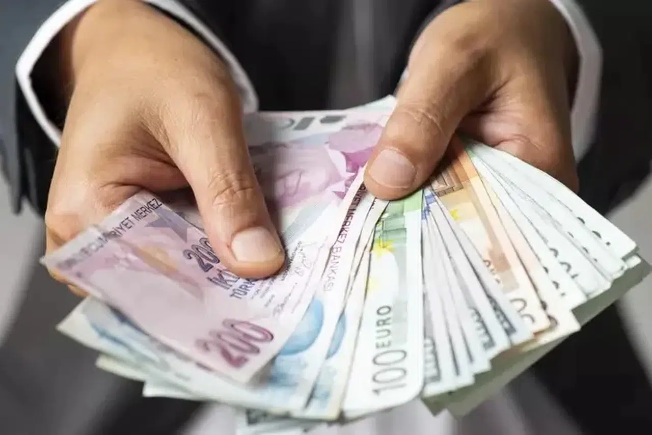 Serbest Piyasa Döviz Kuru Fiyatları 8 Eylül