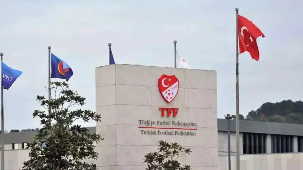 Türkiye'de Transfer Sezonu Ne Zaman Bitiyor? UEFA Kadro Bildirimi Son Tarihleri Belli Oldu