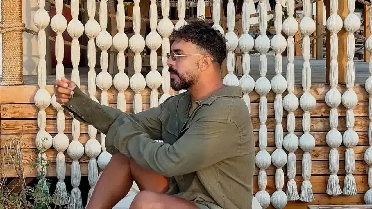 Zenne Arif Saçlı Kimdir? Dansçının Sahne Kariyeri