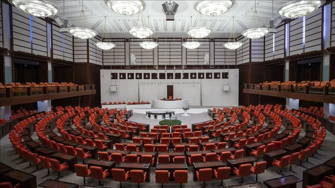 12. Yargı Paketi Meclis’ten geçti: IBAN düzenlemesi kimleri kapsıyor?
