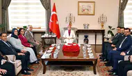 Aile ve Sosyal Hizmetler Bakanı Göktaş, Manisa'da Temaslarda Bulundu