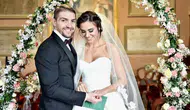 Milli Futbolcu Caner Erkin'den Romantik Evlilik Yıl Dönümü Kutlaması