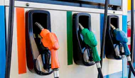 Brent petrol haftaya yüzde 2,7 yükselişle başladı; Hürmüz Boğazı ve Karadeniz’deki sevkiyat riskleri küresel enerji piyasasını yeniden hareketlendirdi