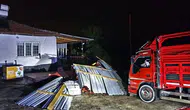 Kırıkkale’de fırtına: İki minare yıkıldı, araçlar zarar gördü