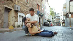 Çarpıntı Dizisi Ekranlara Veda Ediyor! Final Tarihi ve Şaşırtan Sebep Belli Oldu