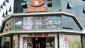 Huzur Giyim Sahibi Turgut Gençal Kimdir? Hayatı ve Kariyeri