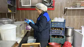 Bilecik'te Zabıta Son Kullanma Tarihi Geçmiş Ürünlere El Koydu