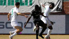 Esenler erokspor, ığdır fk'ya karşı 3-0'lık galibiyet elde etti