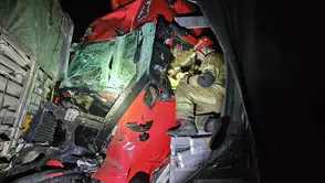 Bursa'da TIR kazasında 34 yaşındaki sürücü hayatını kaybetti