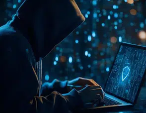 Hackerlar Samsung Telefonlara Sızdı: Mikrofon ve Kameralara Erişim Sağlandı