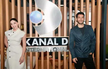 Güller ve Günahlar, MIPCOM'da Türk Dizilerinin Gurur Kaynağı Oldu