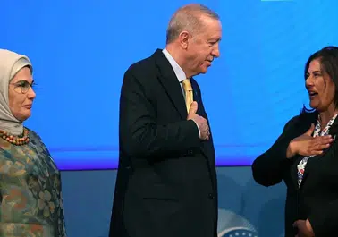 Özlem Çerçioğlu'na Soğuk Duş Etkisi Yaratan Anket Sonuçları
